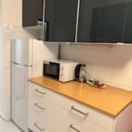 For Rent Near Center *